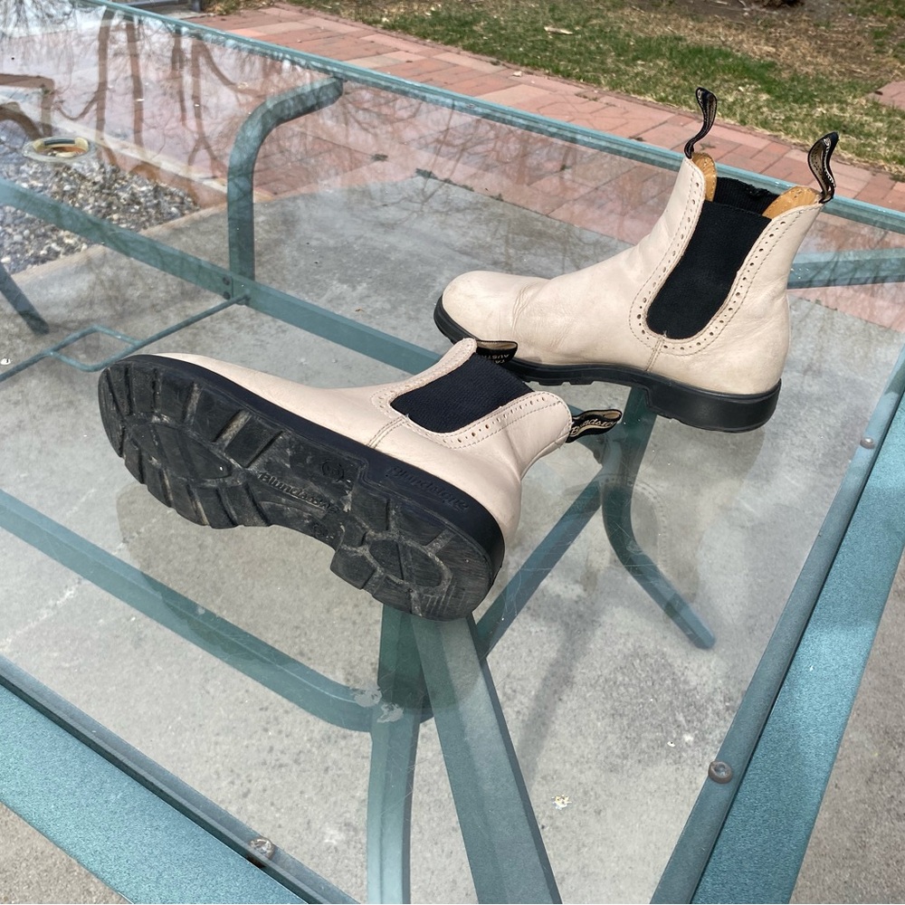 Blundstone Women's Cream Boots - Picture 5 of 8